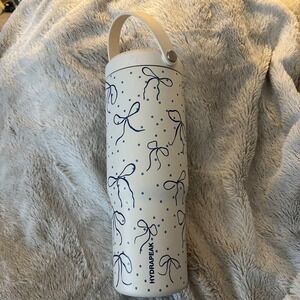 Hydrapeak Artisan Collection Blue Bow & Polka Dot  Tumbler Water Bottle 32oz